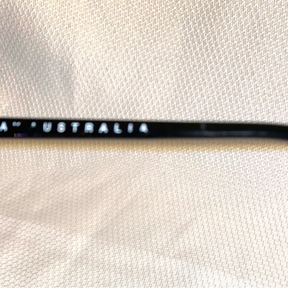 Quay Australia Run Around Clear Frame Sunglasses - Picture 5 of 8